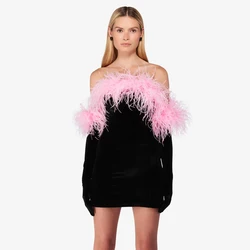 Vintage Feather Long Sleeve Winter Dresses Off Shoulder Gloves Low Back Design Hidden Zippers Mini Velvet Cocktail Dresses