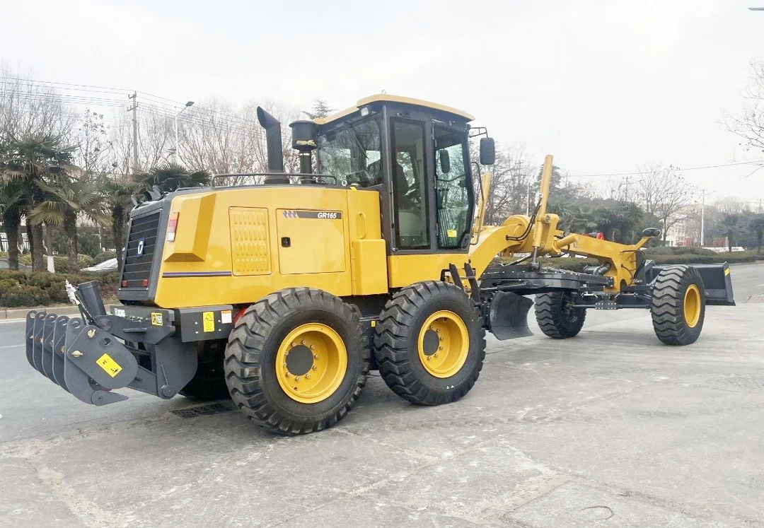 132kw Road Construction Machinery Motor Grader GR165  With Front Blade And Rear Ripper