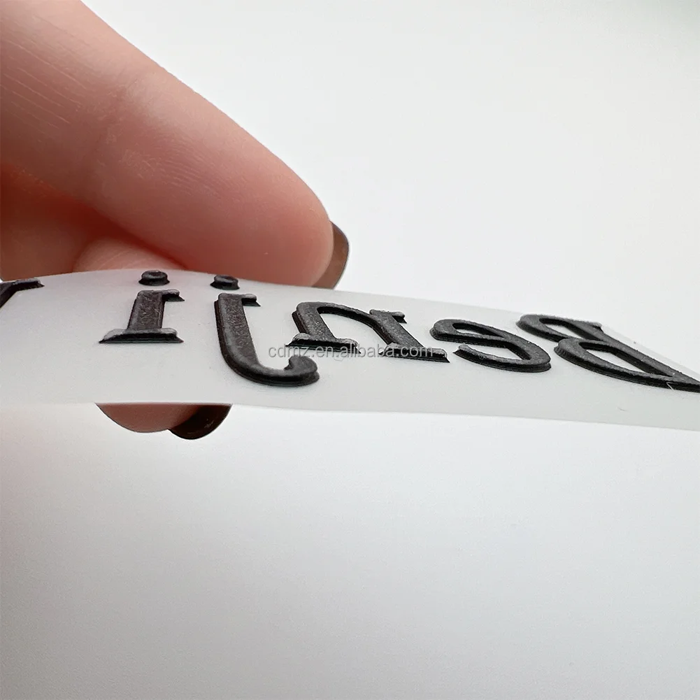 Kenteer Custom Screen Printing Washable Iron On T-shirt 3d Silicone Heat Transfer Sticker Press Logo Clothing Garment Label