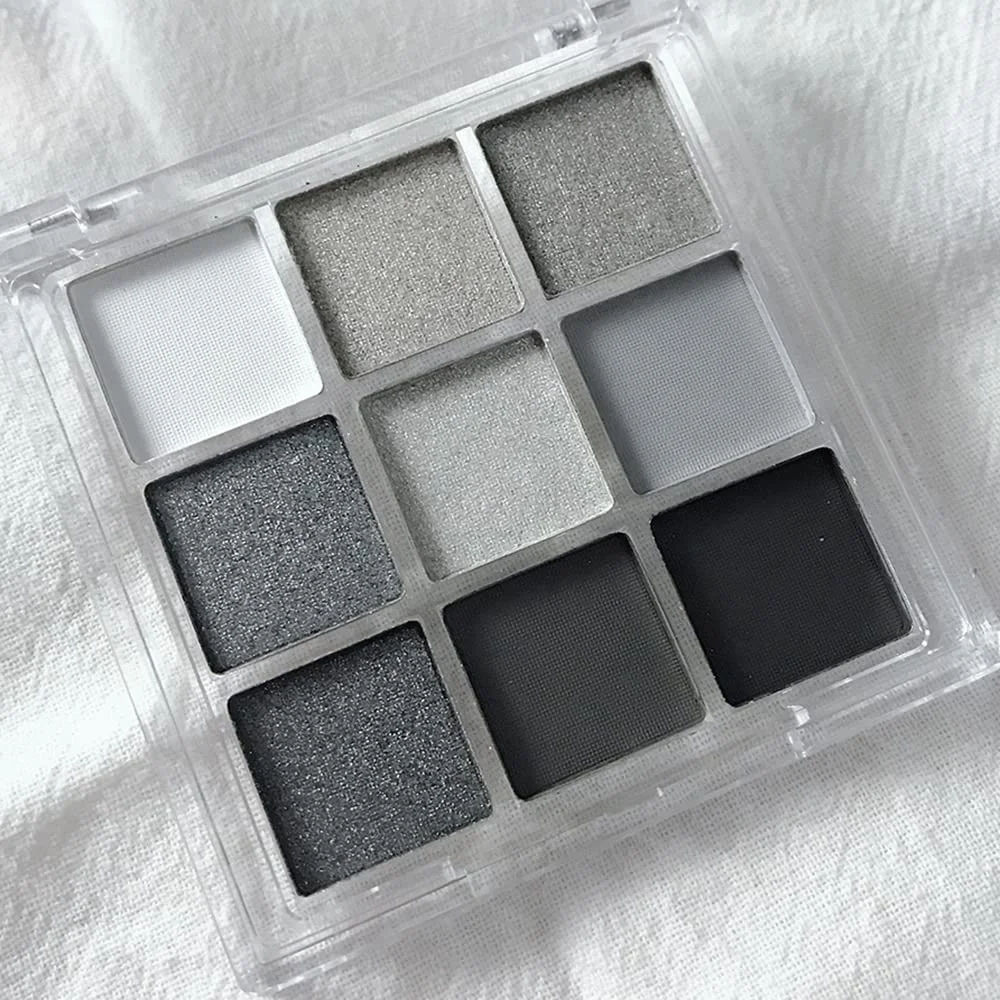 Custom 9 Colors Waterproof matte glitter eyeshadow palette makeup palette black smokey eyeshadow palette for girls and women