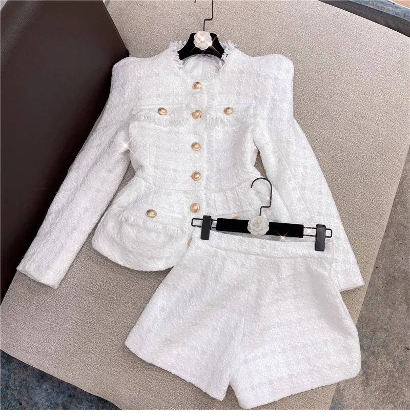 2021 New autumn and winter white shiner tweed coat shorts suit two-piece set for women
