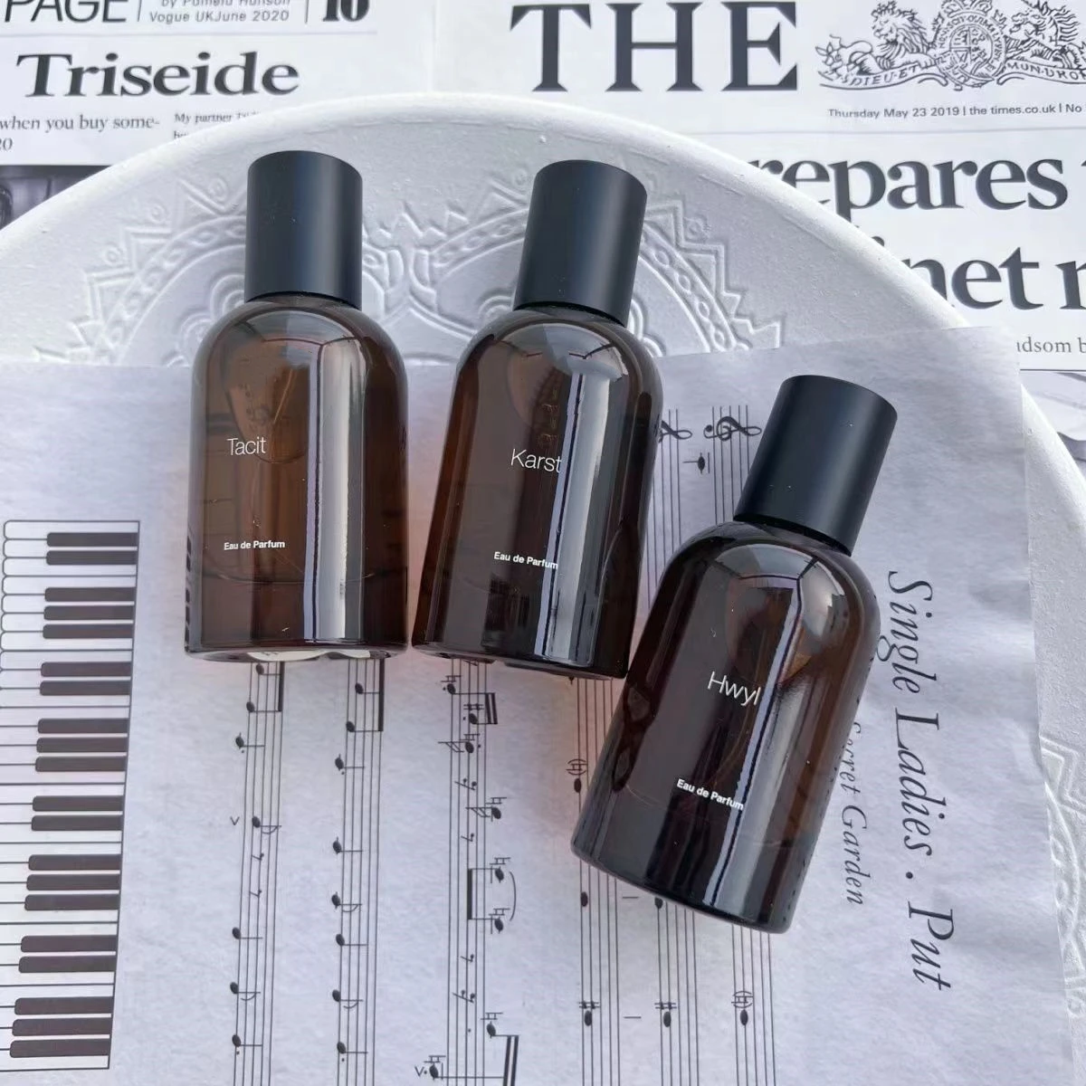 2023 New Amber Color Luxury Customized Printing 30ml 50ml 100ml Empty Glass Spray Perfume Bottles