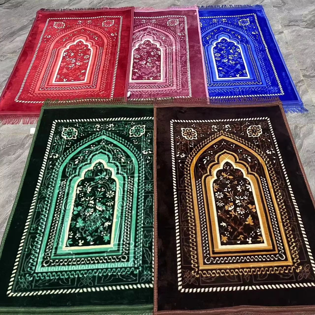 Горячая распродажа велюровый мусульманский коврик для молитвенного ковра мечети