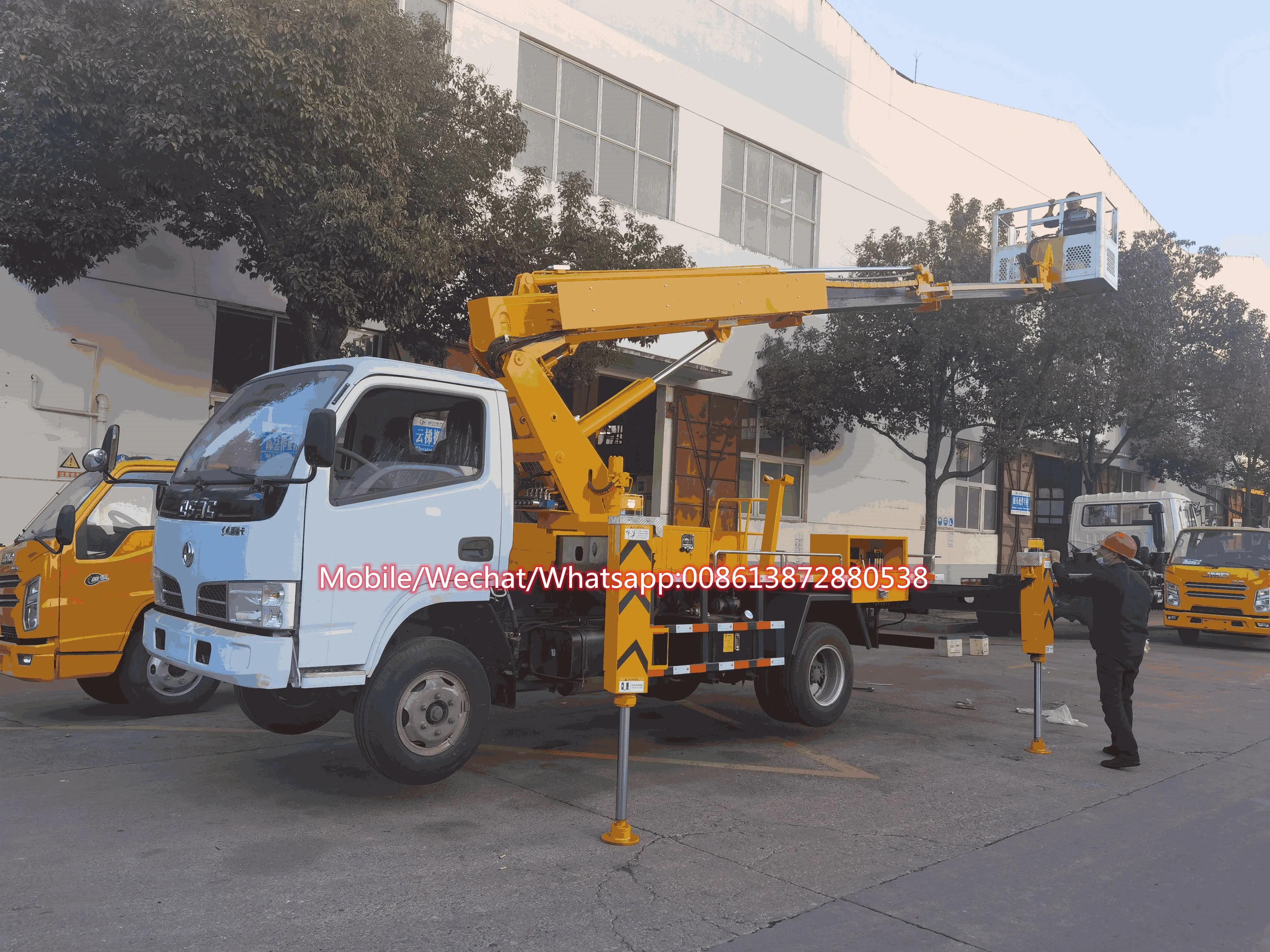 12meters Telescopic boom truck with remote control/truck mounted book truck 14meters