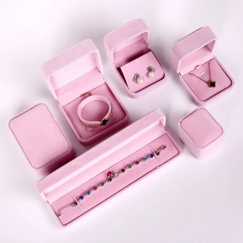 Factory wholesale jewelry box high quality many different colors ring earring bracelet necklace flannelette flip case