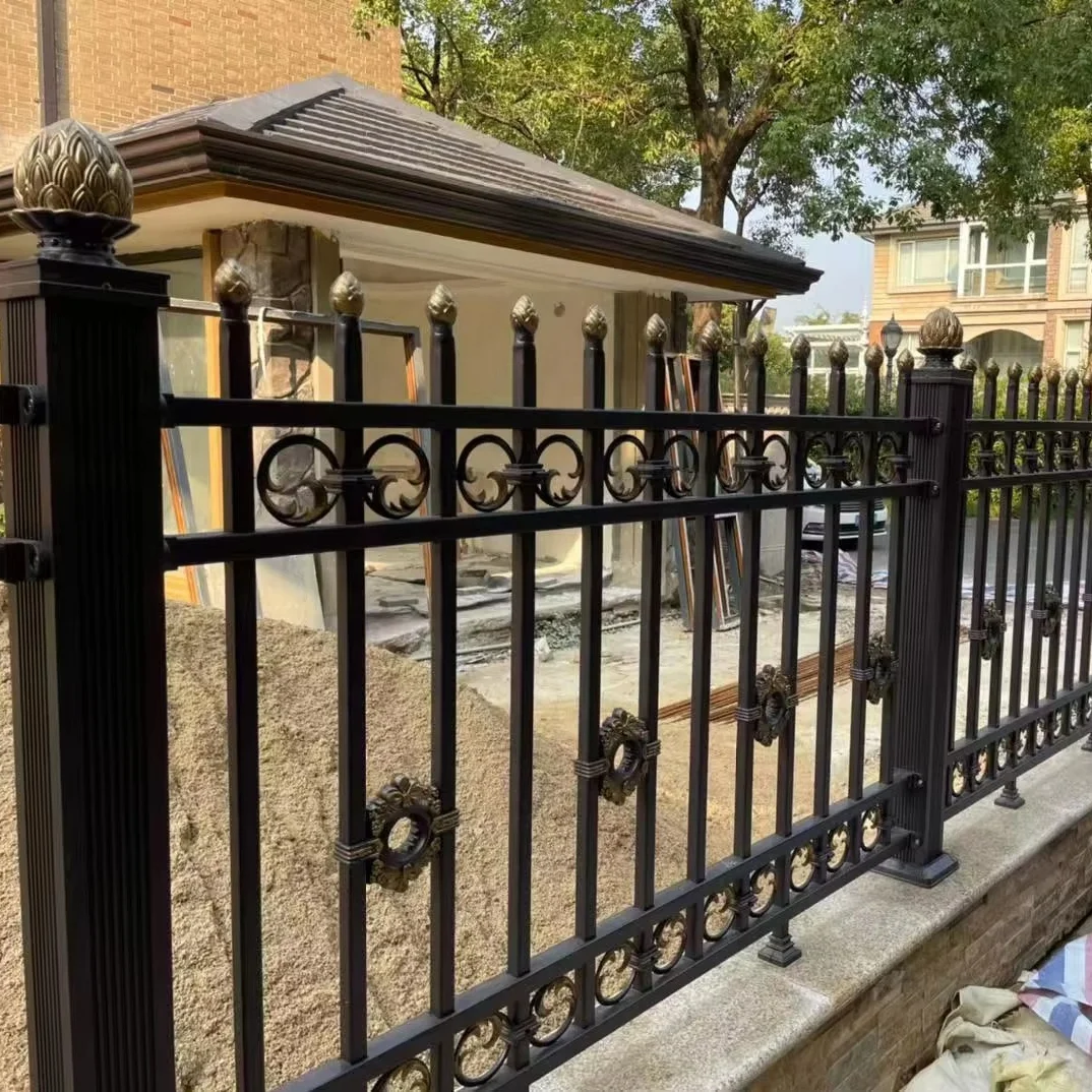 Outdoor Security Aluminum Garden Fence Panels Cheap DIY Wood 3D Model Welded Weave Technique Balconies Houses WPC Farms Wires