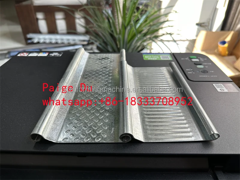 Roller Shutter Garage Door Profile Roll Forming Machine rolling up door slats making machine