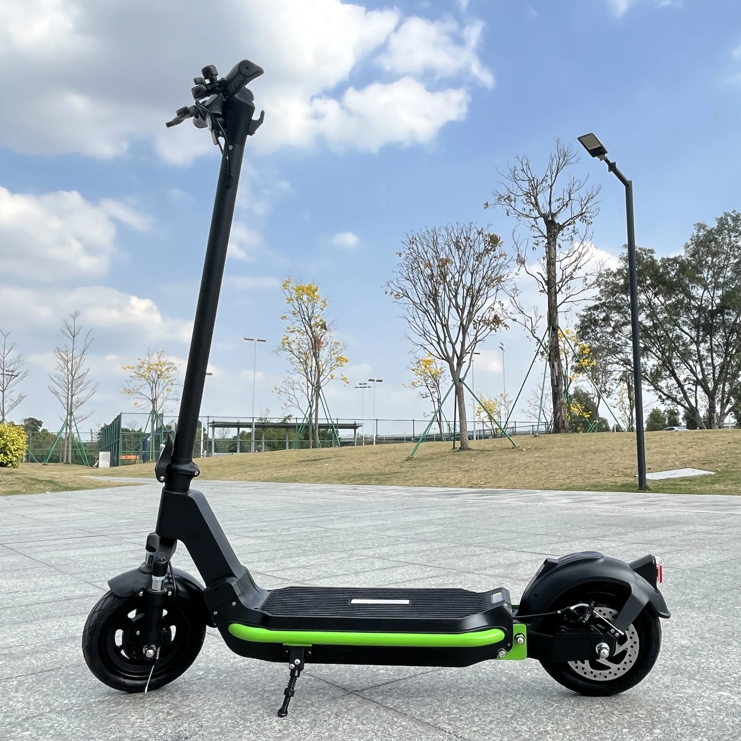 Latest Design APP control New Scooter Electric 10 Inch Long Range Cheap Portable e scooter EU Warehouse 500W Electric Scooters