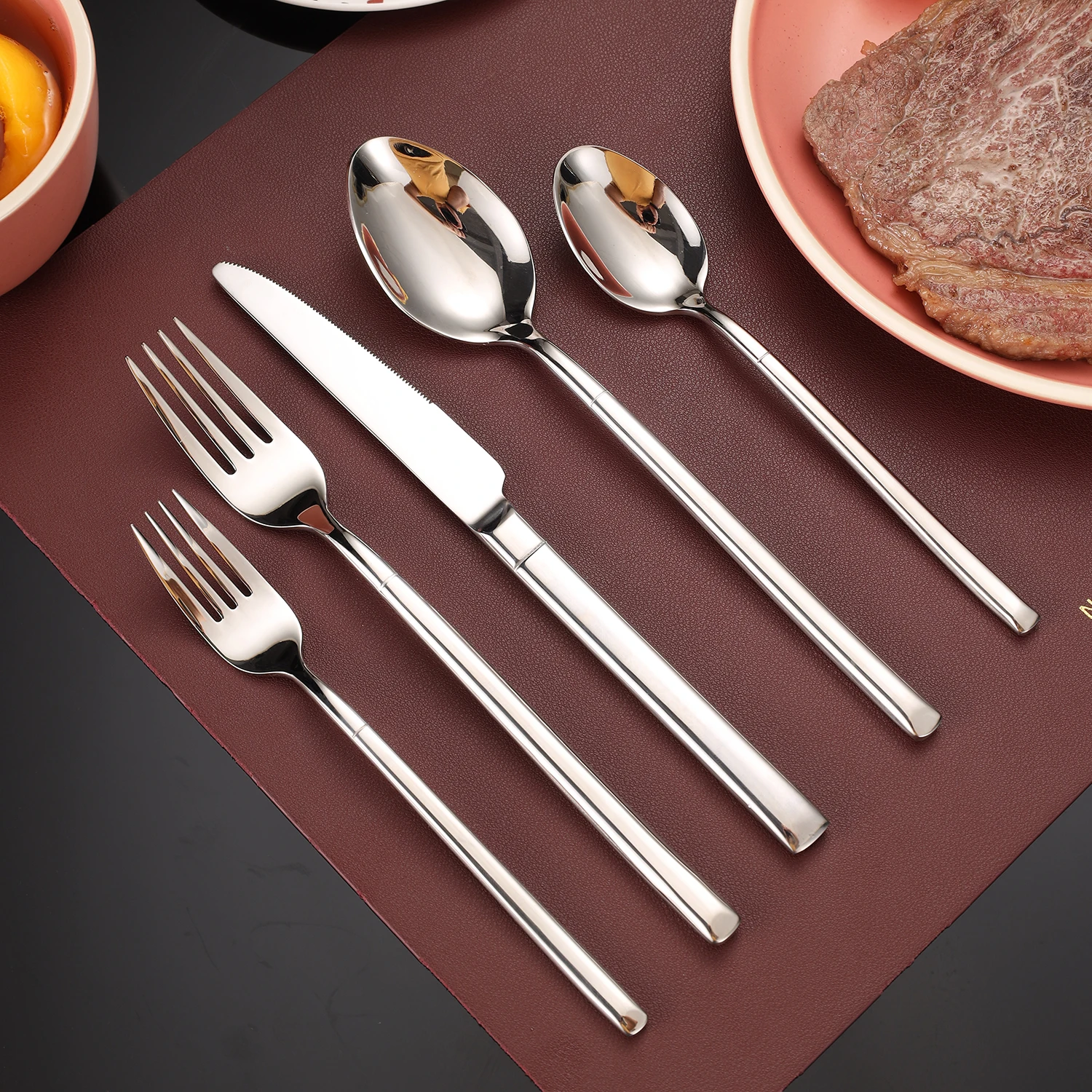 Good Quality 1810 Stainless Steel Thick Heavy Duty Flatware Sets Spoon And Fork Silver Silverware Hotel Restaurant Cutlery Set