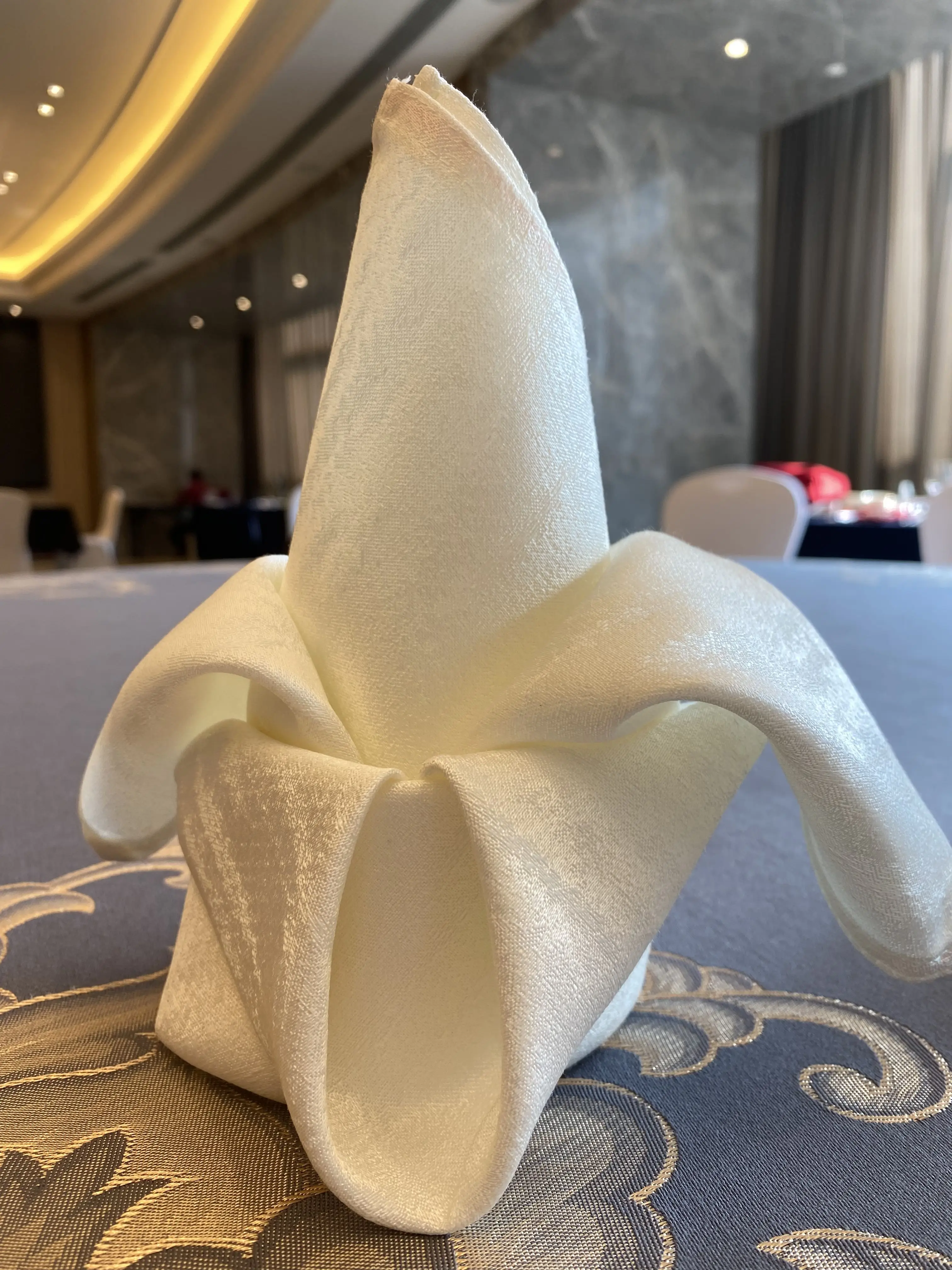 crocheted polyester and cotton satin band cloth napkin in stock inventory reserve warehouse bank clearance