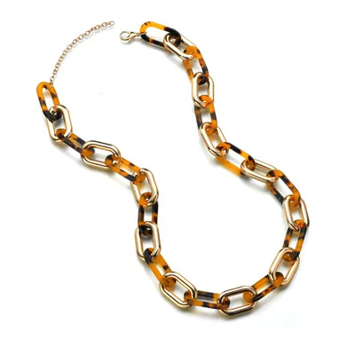 2020 newest chain necklace fashion plastic necklace with gold plated matal adjustable size necklace for girls