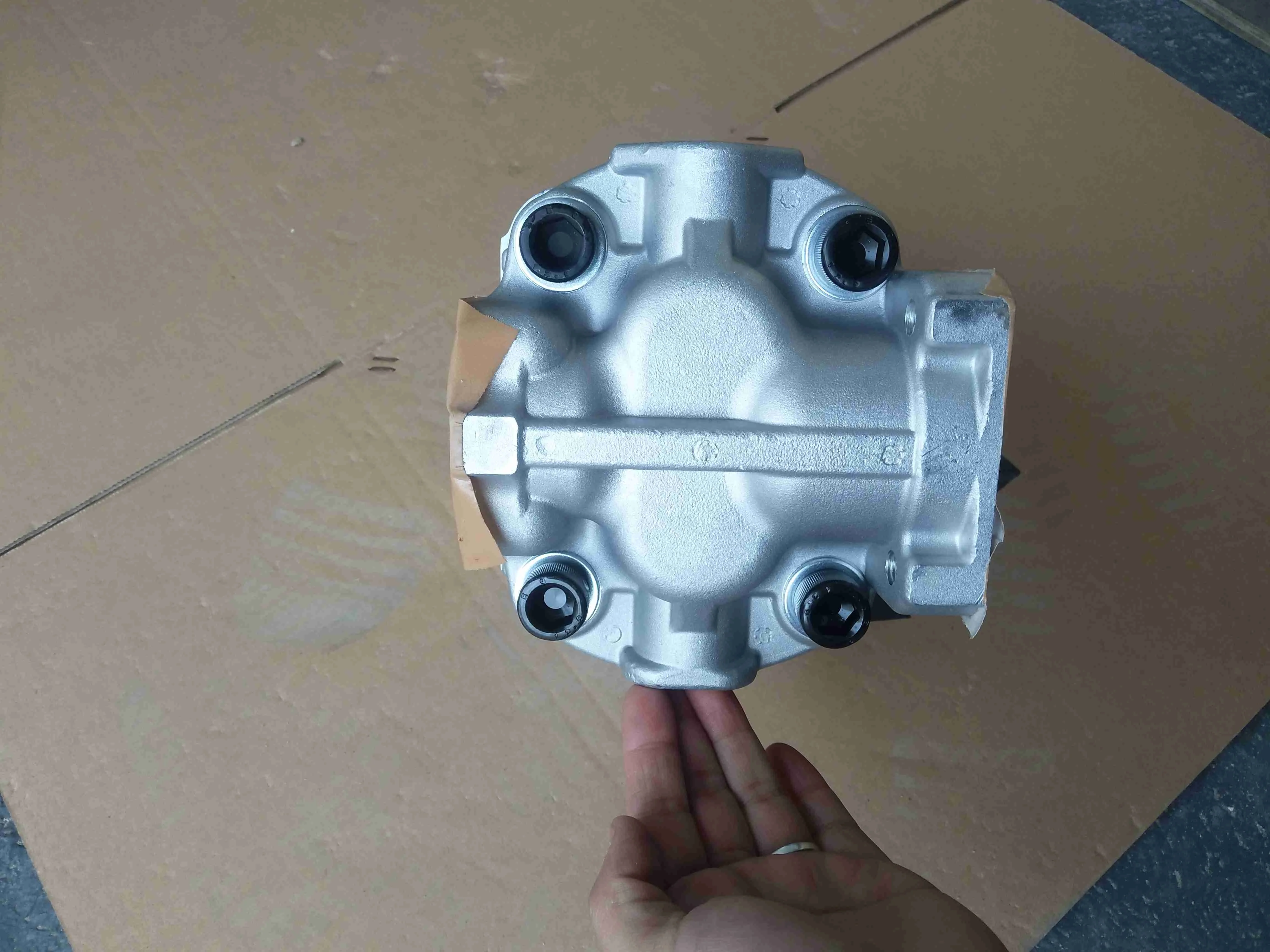 705-11-38010   HYDRAULIC PUMP for  D65E-12 D85ESS-2 BULLDOZER