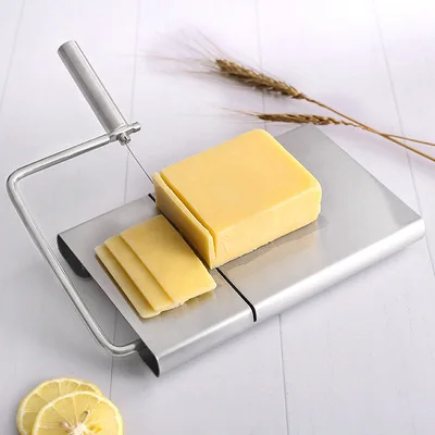 Portable multifunctional Stainless Steel Wire Cheese Slicer  Cheese Cutting Board And 4 Pieces Knife Set