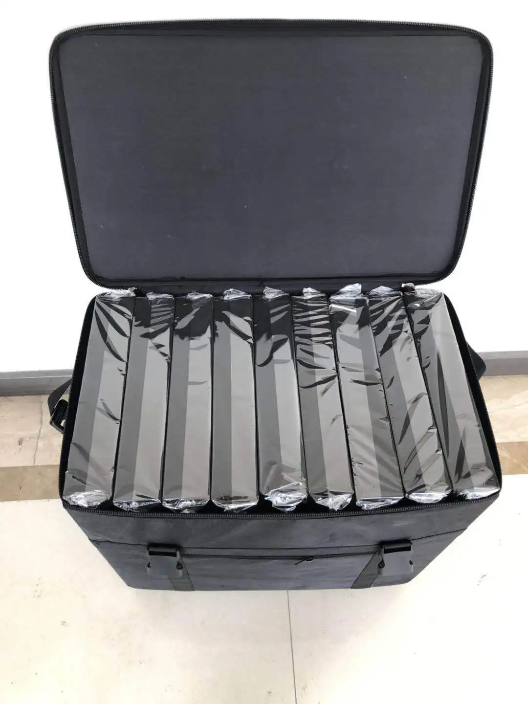 144pairs sunglasses suitcase high quality ready stock portable packaging eyeglasses display cases oversized sun glasses Suitcase