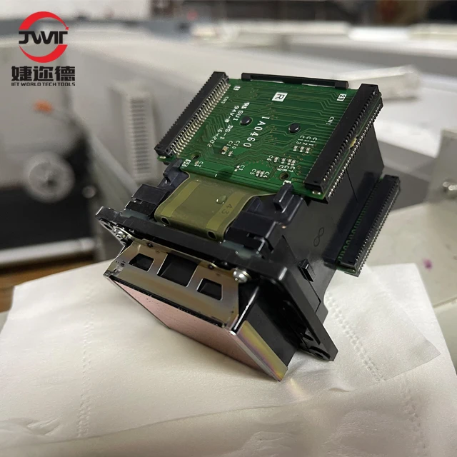 Используется roland dx6 dx7 печатающая головка для принтера VS540i 640i