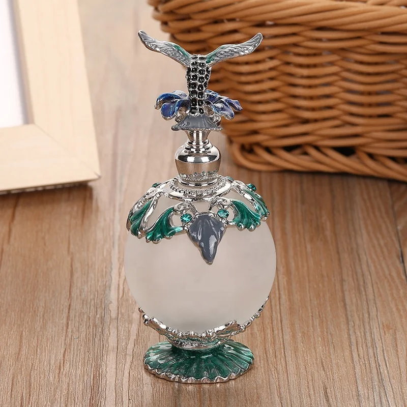 25ml Vintage Patented Metal Hummingbird Perfume Bottle Glass Pocket  Essential Oil Refillable AttarBottles Table Home Decoration
