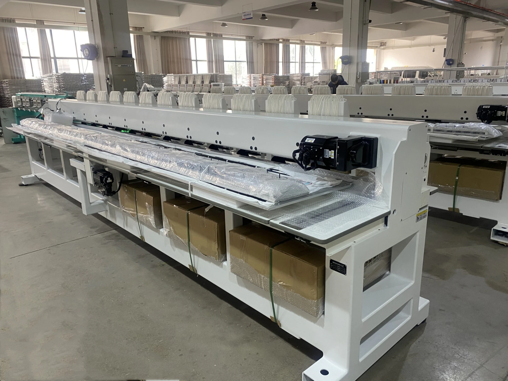 high quality britex BR-1512 12 Heads 15 Needles computer embroidery machine 15 needle 12 head embroidery machine