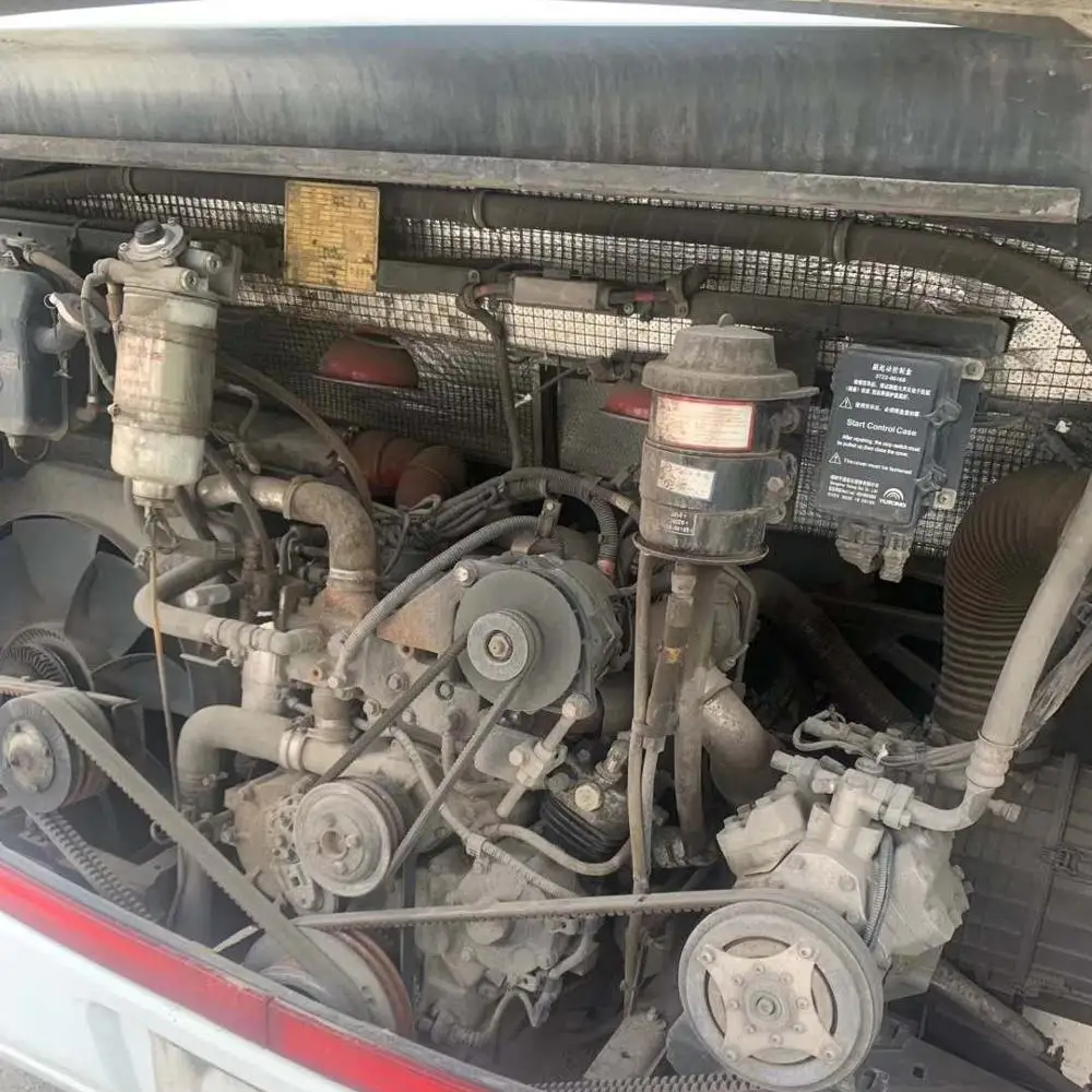 Factory Supplier 35 Seats 147 kw YUTONG Coach  Bus