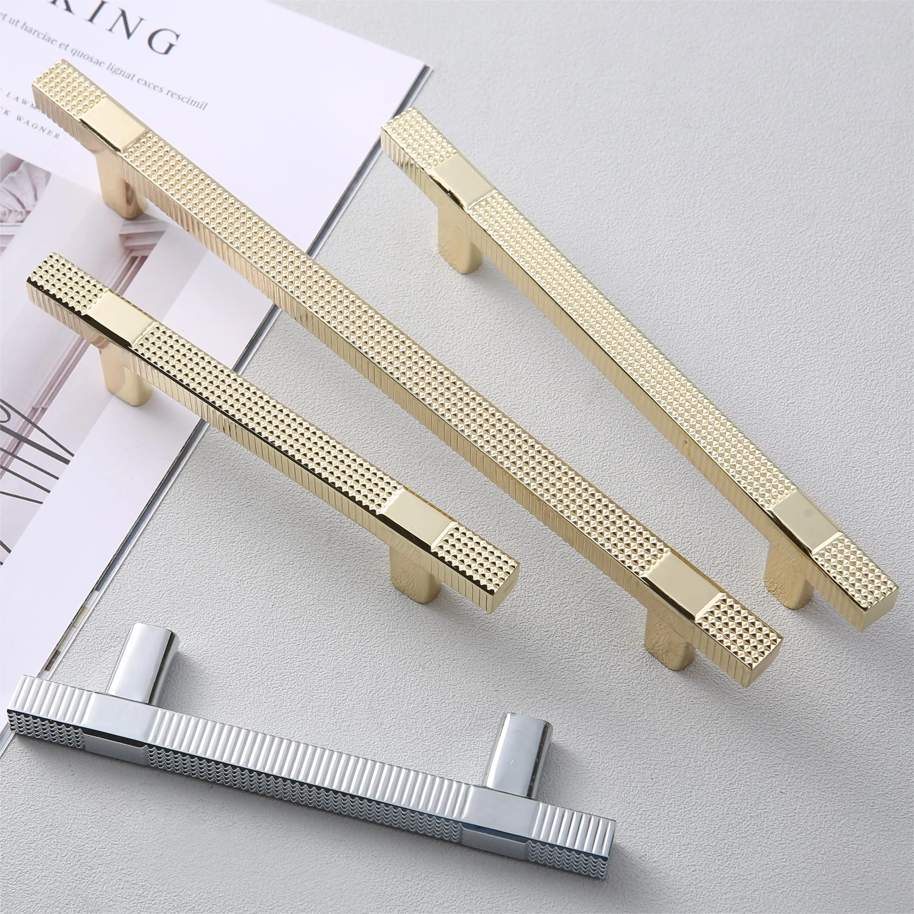 128mm European and American style simple style one-piece knurling design pulls Wine cabinet shoe cabinet drawer handle