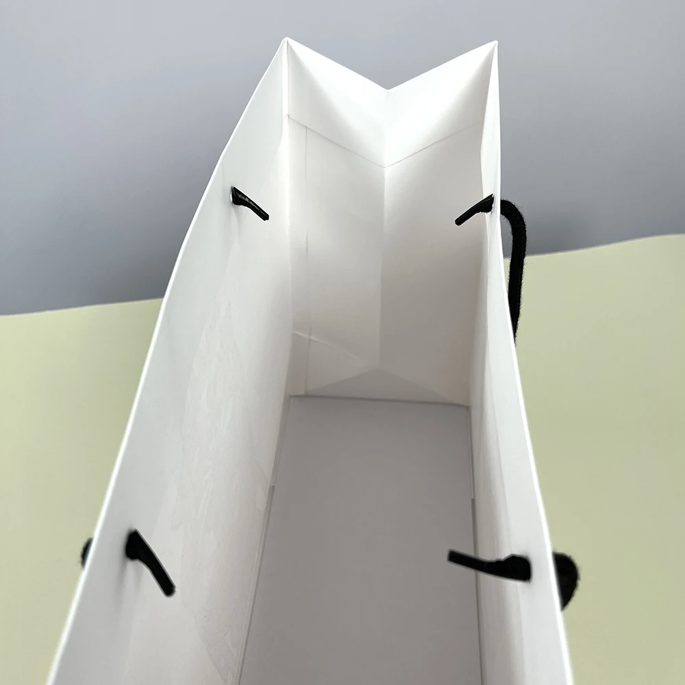 Luxury Ribbon Handle Boutique Shopping Packaging Customized Printed White Euro Paper Gift Bags With Logo