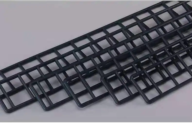 Front stopper for the supermarket shelves