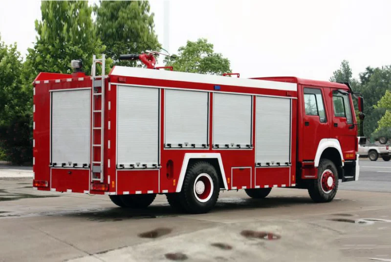 SINOTRUK HOWO 4x2 fire fighting truck for sale