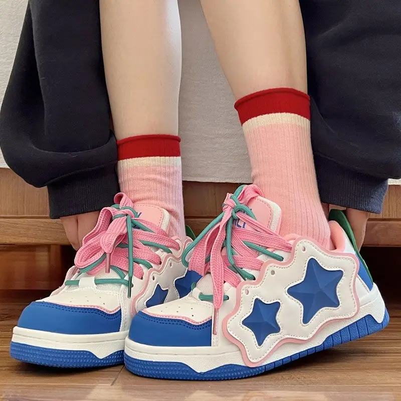 2024 Color blocking design Trendy Board Platform Shoes Chic casual sports shoes candy color basketball style Thick sole sneakers