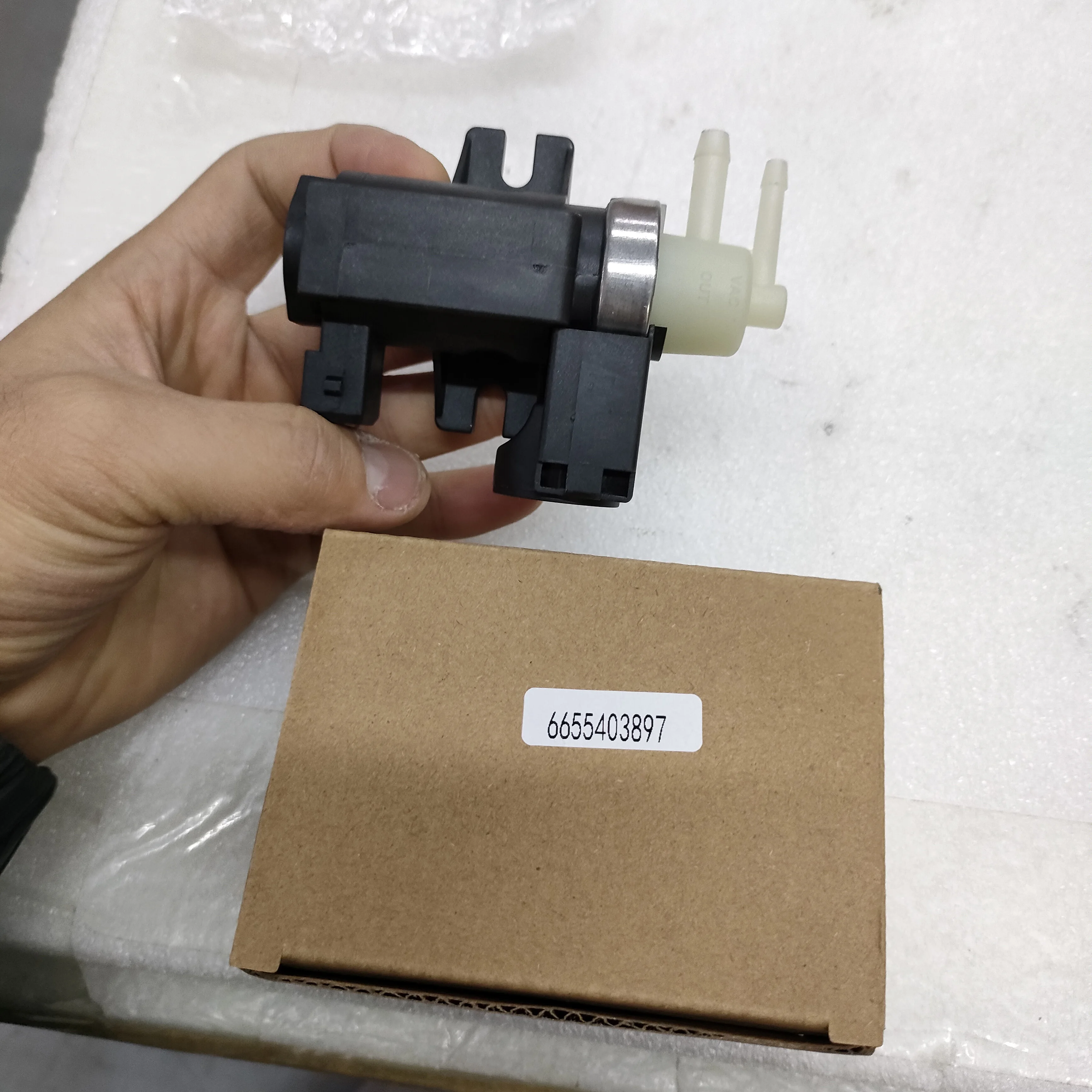 EGR Vacuum Solenoid Valve turbocharger Control Valve 6655403897 for Ssangyong Kyron Rexton