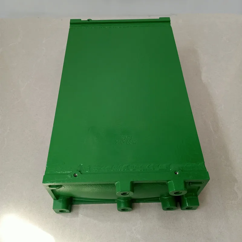 Original new diesel engine spare parts engine oil cooler 0214 9726 for Deutz BF8L413FC diesel engine