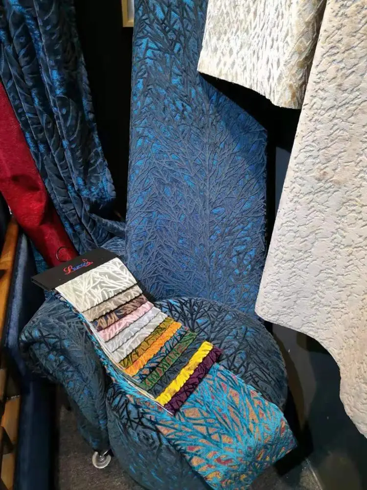 Crushed Velvet Upholstery Jacquard Hangzhou Velvet Fabrics Sofa Polyester Fabric