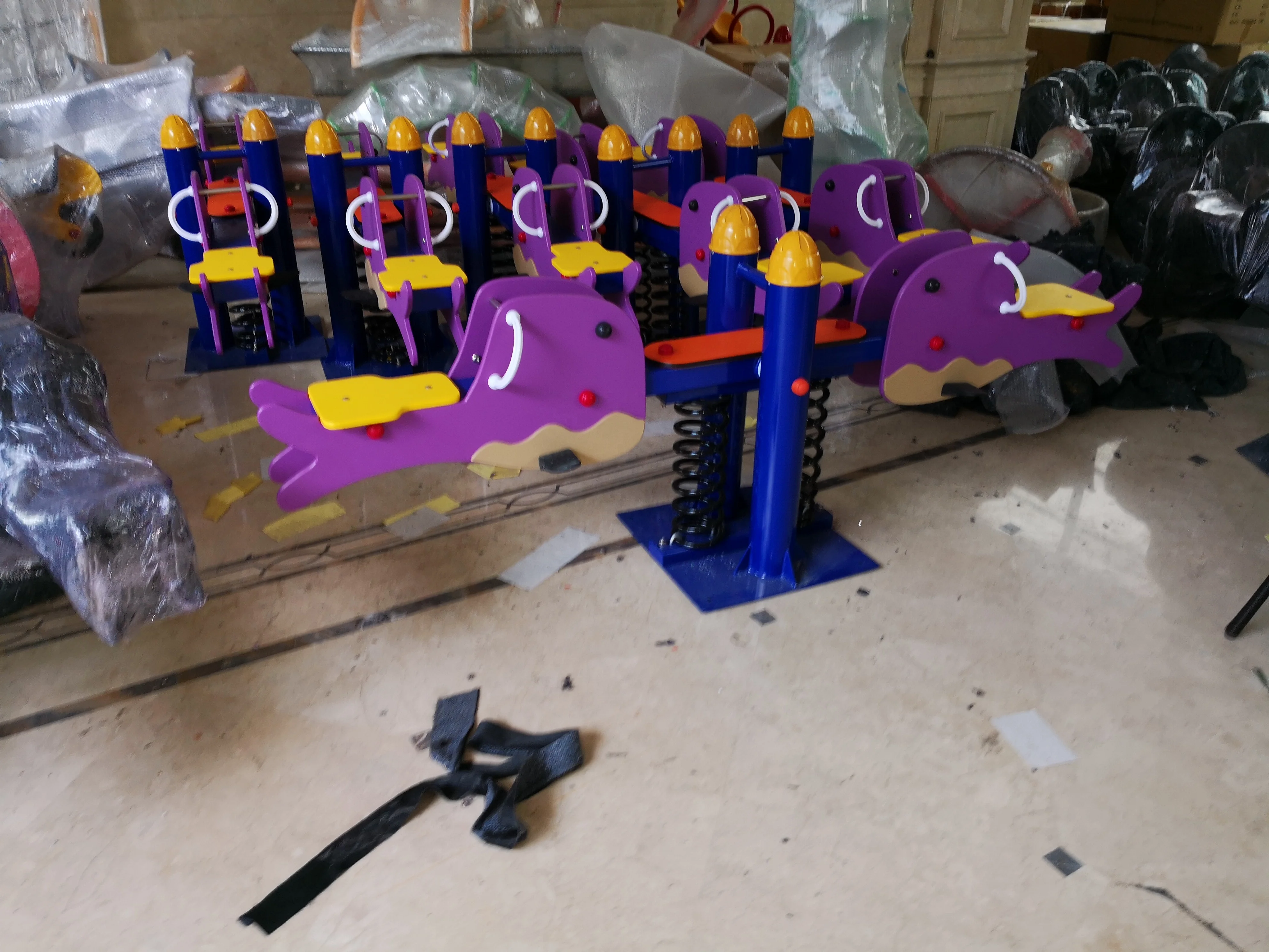 Изготовленные на заказ разных стилей, Детские безопасности аттракцион надувная игровая площадка парк на открытом воздухе пластиковая балансировочная качели для игровой площадки