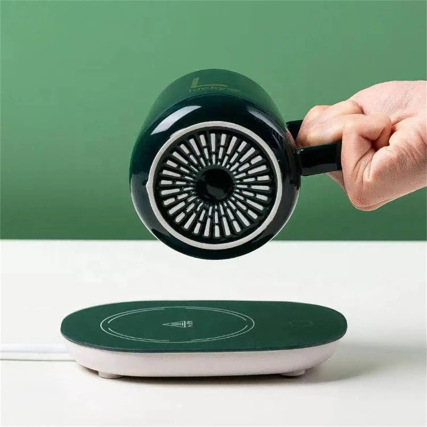 Custom color cup ceramic coffee thermostatic coffee cup with charger