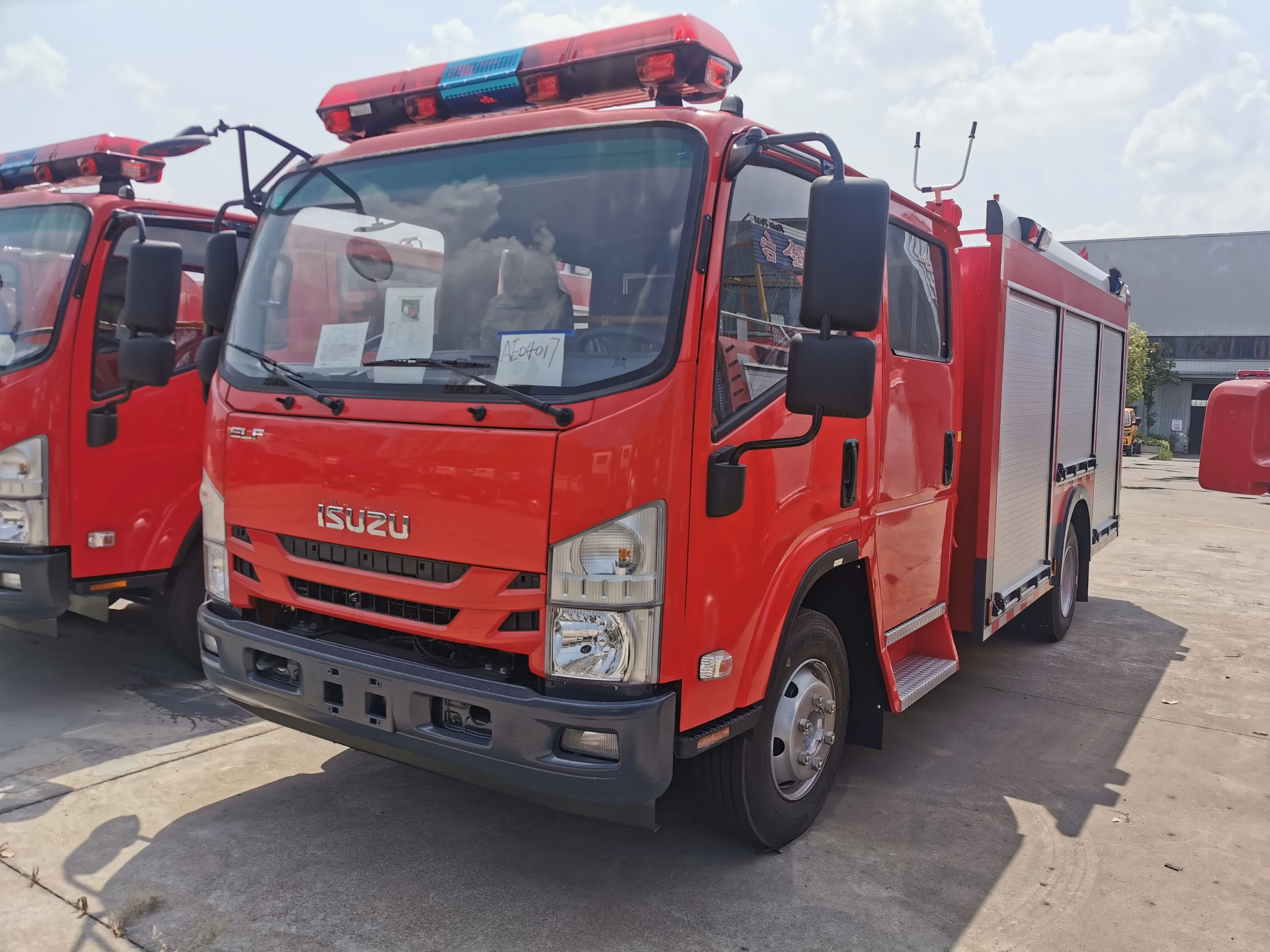 New  ISUZU  700P fire truck water Factory Outllet Customize Multi-function Water Tank Vehicle Foam Fire Fighting Tuck