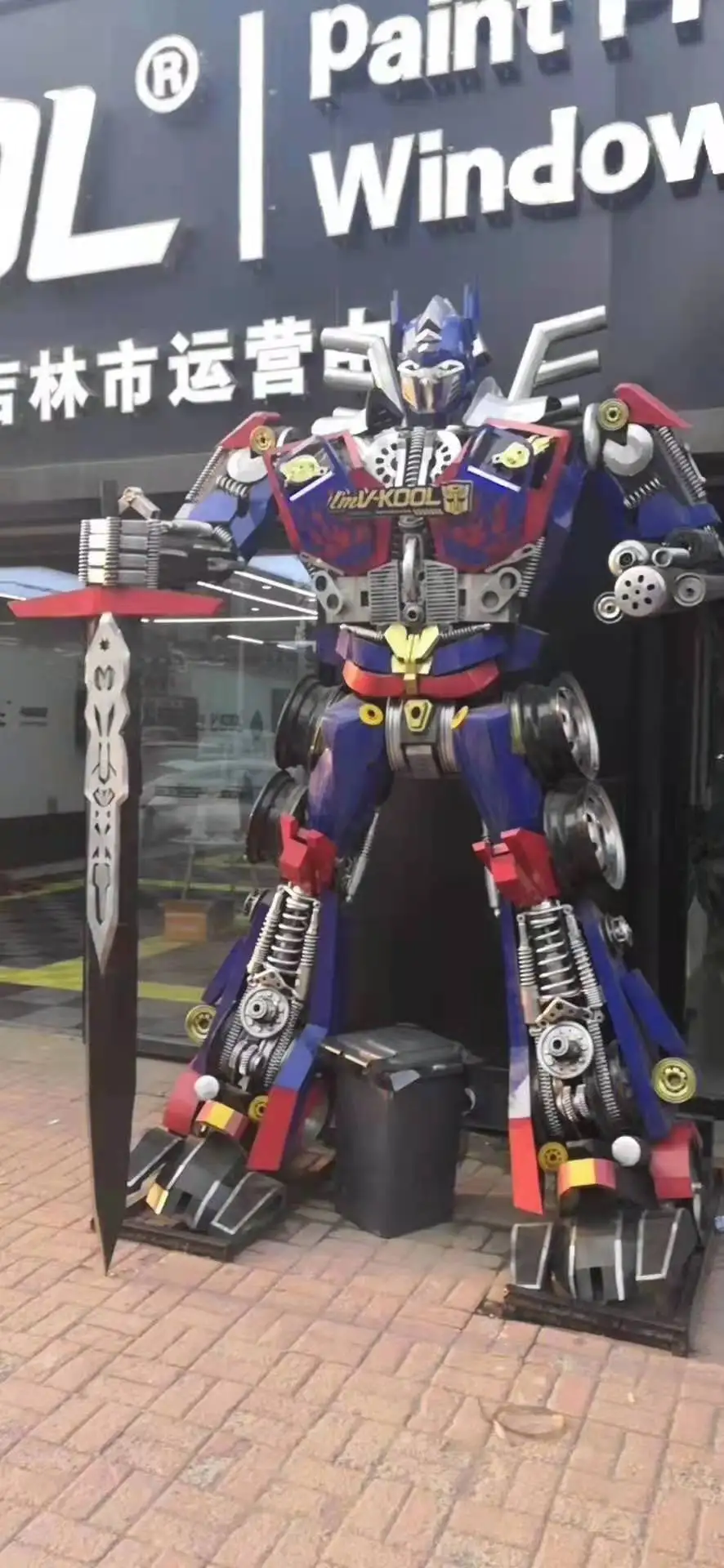 Hot Sale Customize Huge Yellow Robot Sculpture Factory Made Iron Metal Craft 2.5M/3M Size for Outdoor/Indoor VR Shop Decoration
