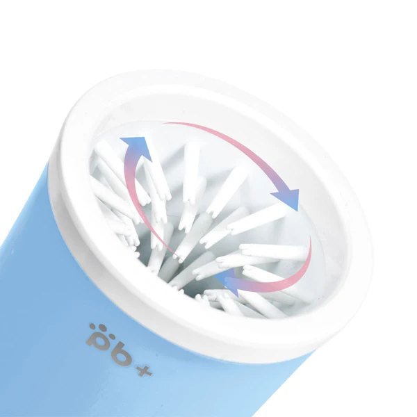 Blue pink amz hot selling eco friendly soft silicon portable dog wash pet paw cleaner