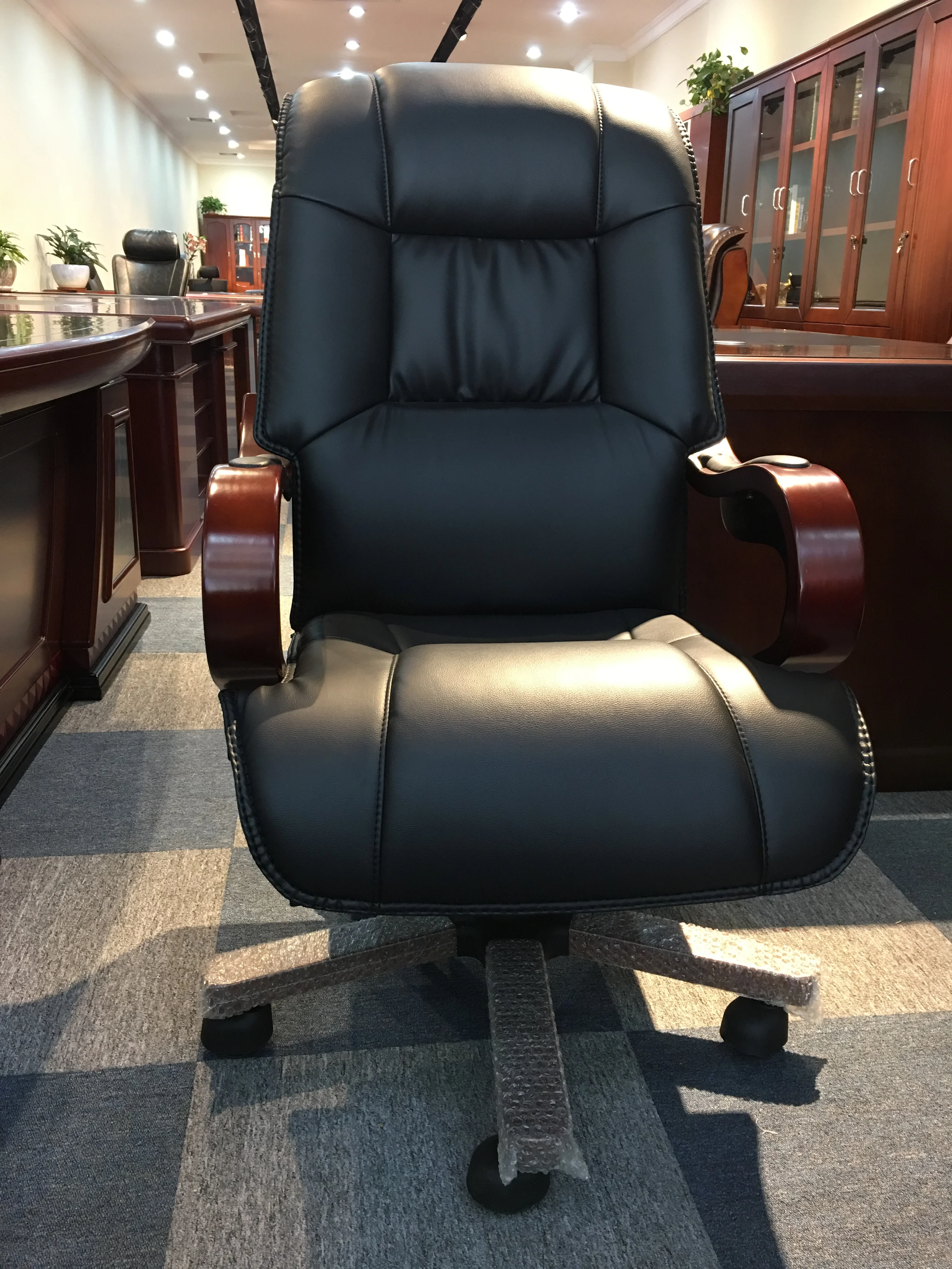 Black Office Chair Executive Hot Sale Leather Office Chair For Boss