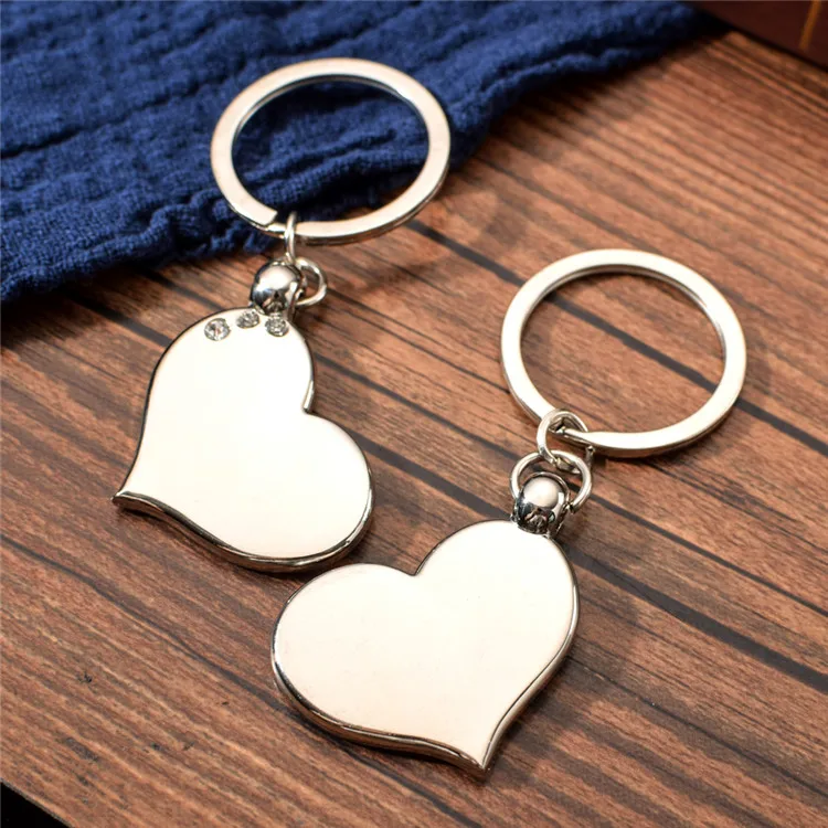 2021 Super Quality Customised Love MOM Keychain Delicate Gift Heart Shape Key Chain