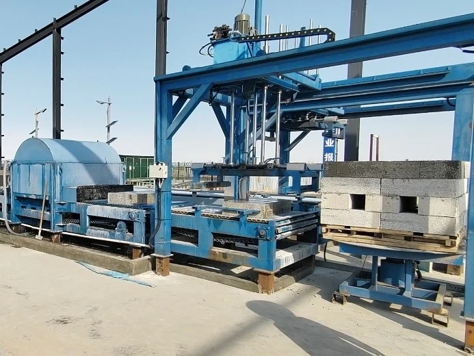 Foam Lightweight AAC Block Material Fly ash Cement Sand Brick Making Machine