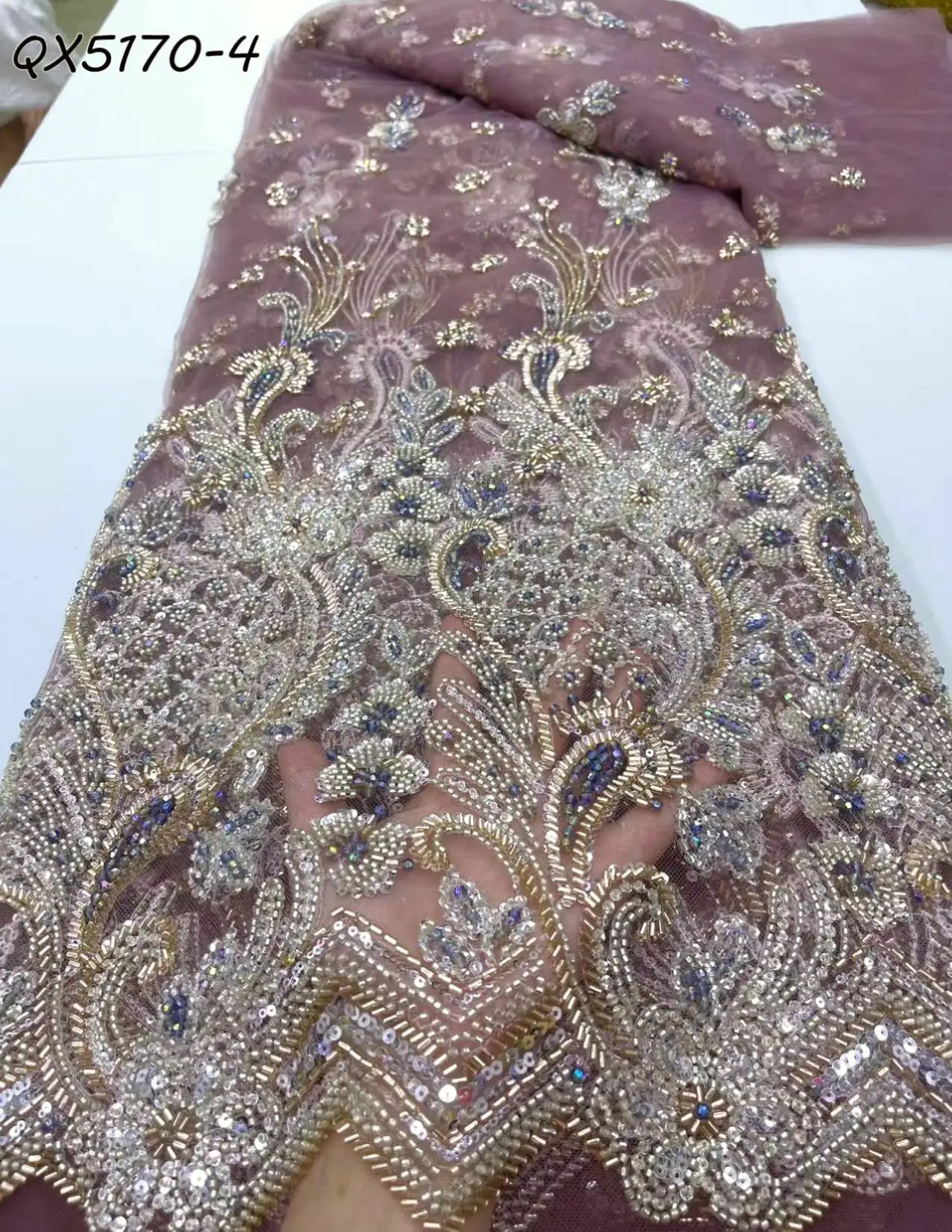 2024 Wholesales Factory Hardwork Embroidery Designs Lace 3D Handmade George Beaded Fabric for Party wedding gown