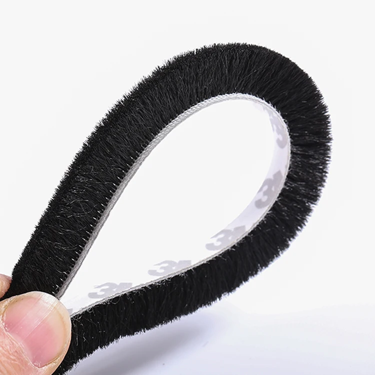 Новый продукт, самоклеящаяся щетка, уплотнительная полоса, дверные аксессуары, самоклеящаяся шерстяная ворсовая алюминиевая оконная полоса