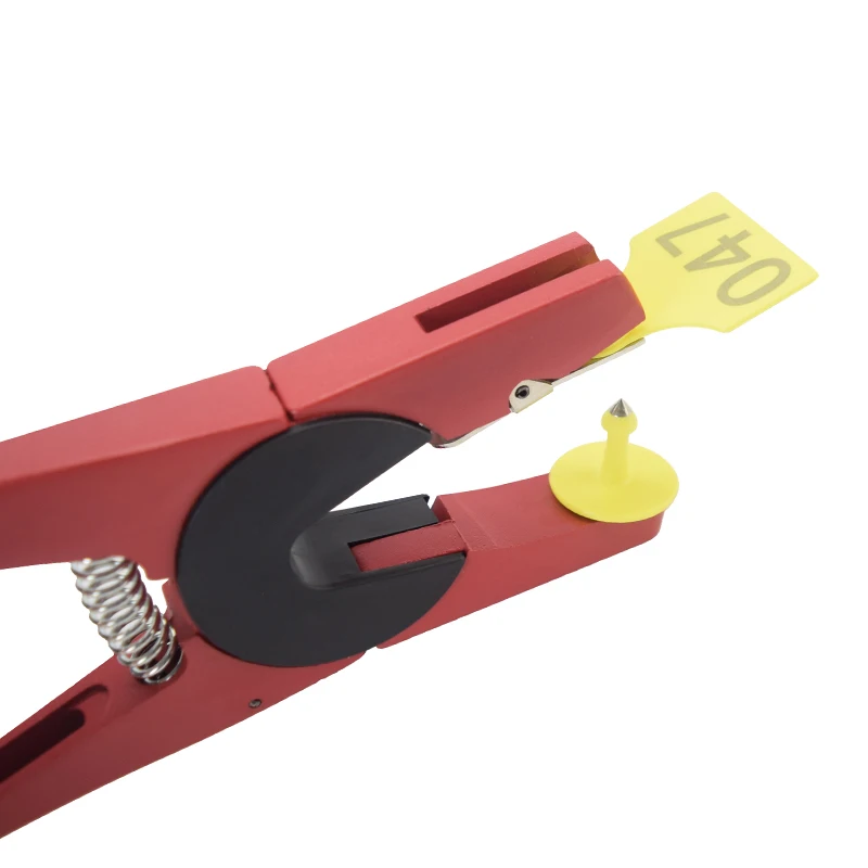RED Alloy Livestock Ear Tag Plier Cattle Ear Tags Applicator for Pig Farm TPU Core Components for Cow