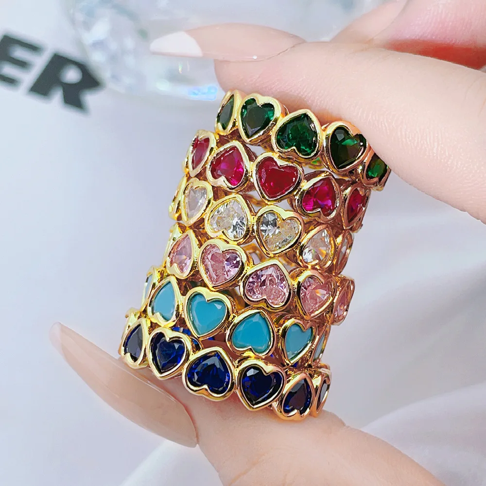 2024 Fashion Love Heart Ring Multi Colors with Gold Plating Romantic Pink Green Blue Love Gemstone Ring High Quality Brass Jewel