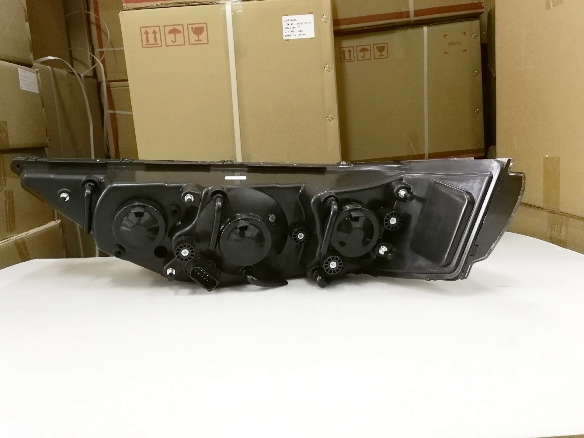 New Marcopolo G7 auto lighting system bus headlight bus head lamp city bus 12v 24V  HC-B-1503-3