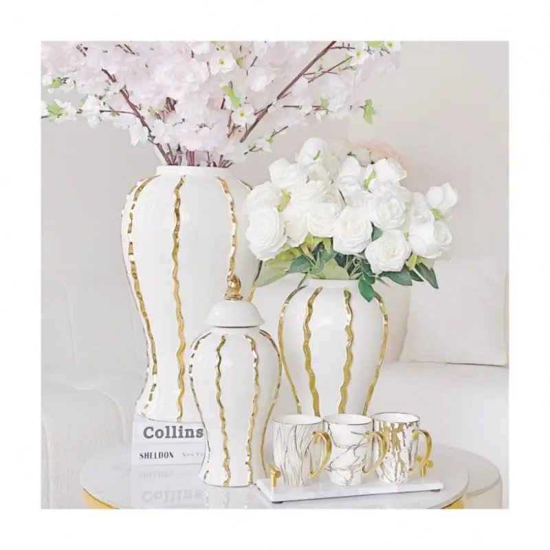 New 2024 hot selling Morden white ginger jar ceramic vase with golden vertical lines for home decoration wedding decoration