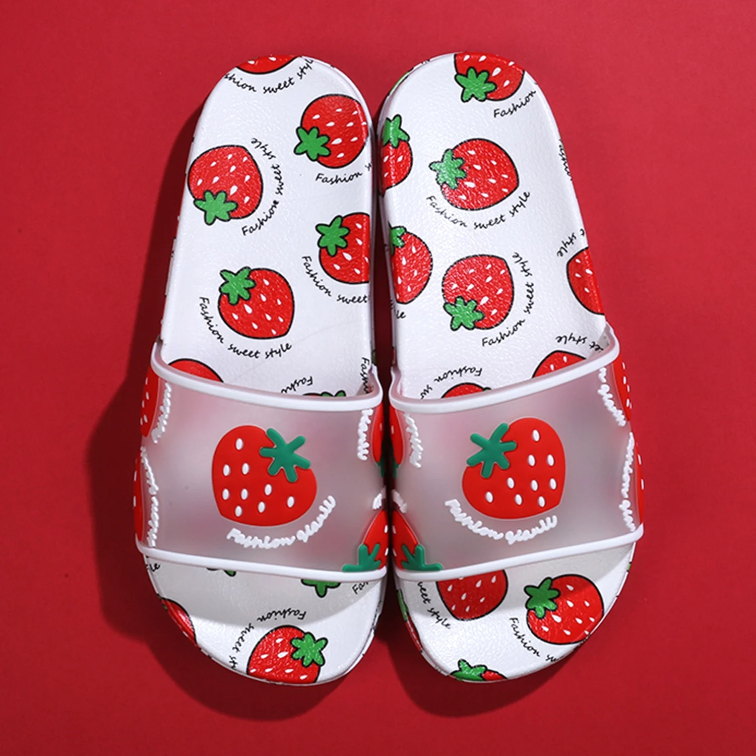 Latest Trending Fancy Strawberry Ladies Slippers PVC Soft Fruit Summer Beach Slip-on Sandals