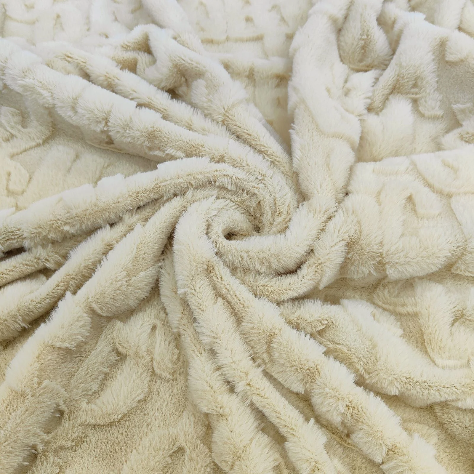 Low Gram Weight Blanket Jacquard Alphabet Fabric Faux Rabbit Fur Jacquard Fabric For Home Textile