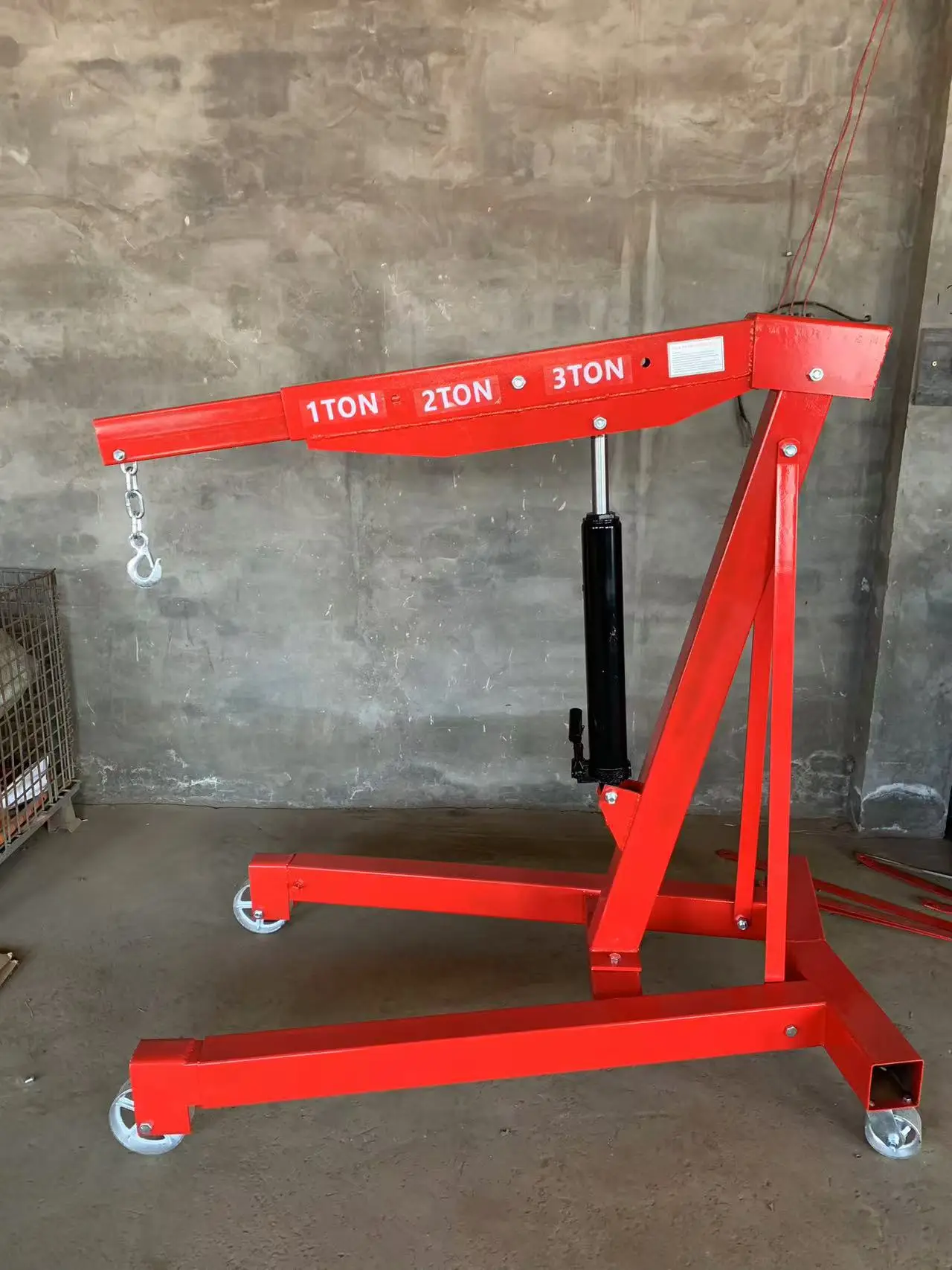 Manual Hydraulic Foldable 2T 3T Shop Engine Crane for Lifting