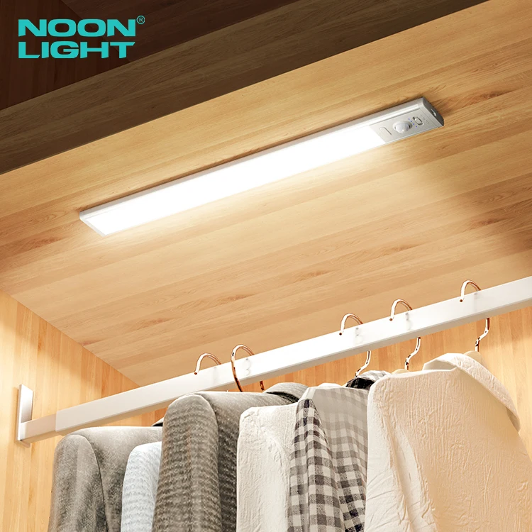 Wholesale Portable Magnetic Bright Wireless Motion Sensor Decorate Surface Mounted Cabinet Light