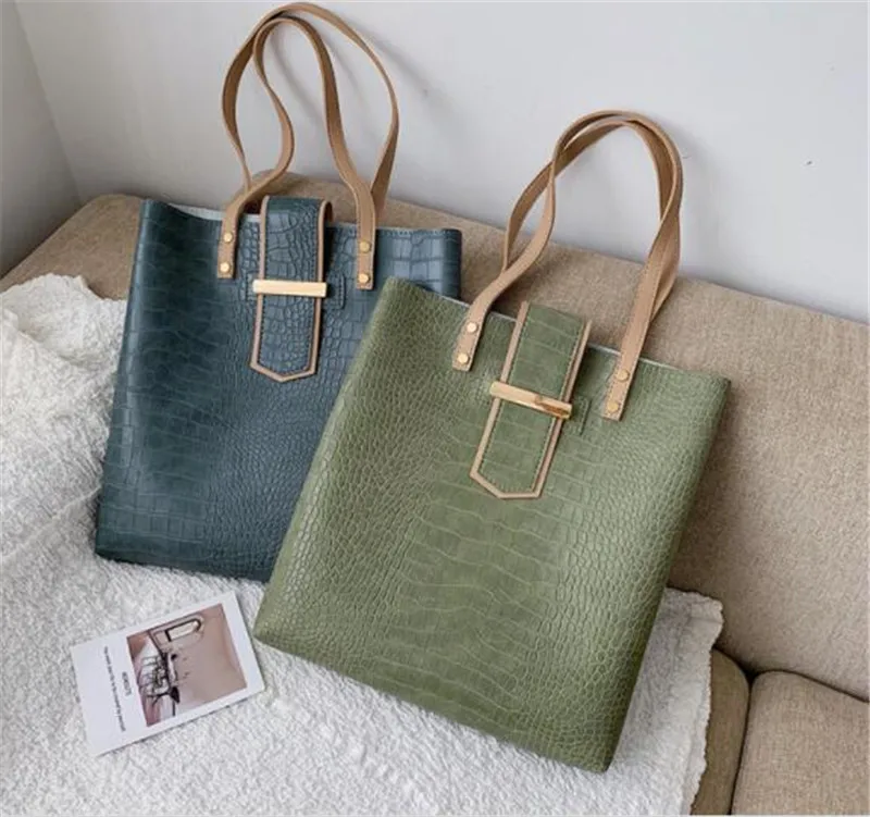 China Factory Promotion candy color handbag boston bangkok with custom logo