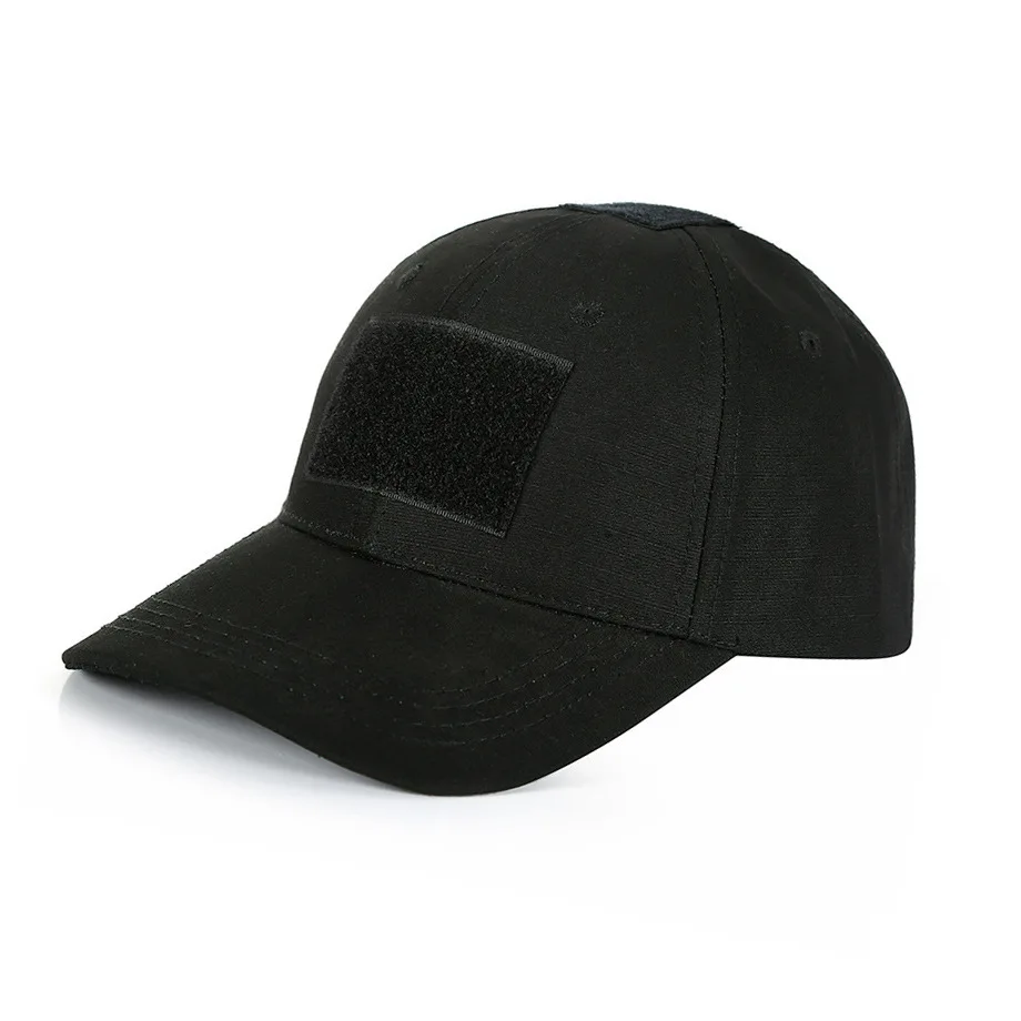 Спортивная бейсбольная кепка с камуфляжным принтом и логотипом на